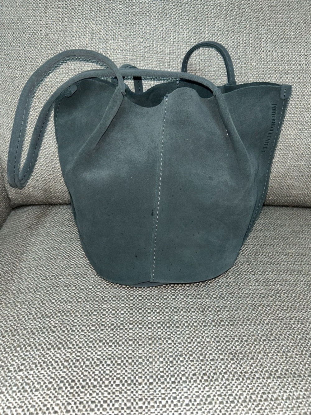 Portland Leather-Peppercorn Classic Devin Tote